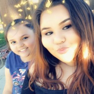 Meet your Posher, Aly